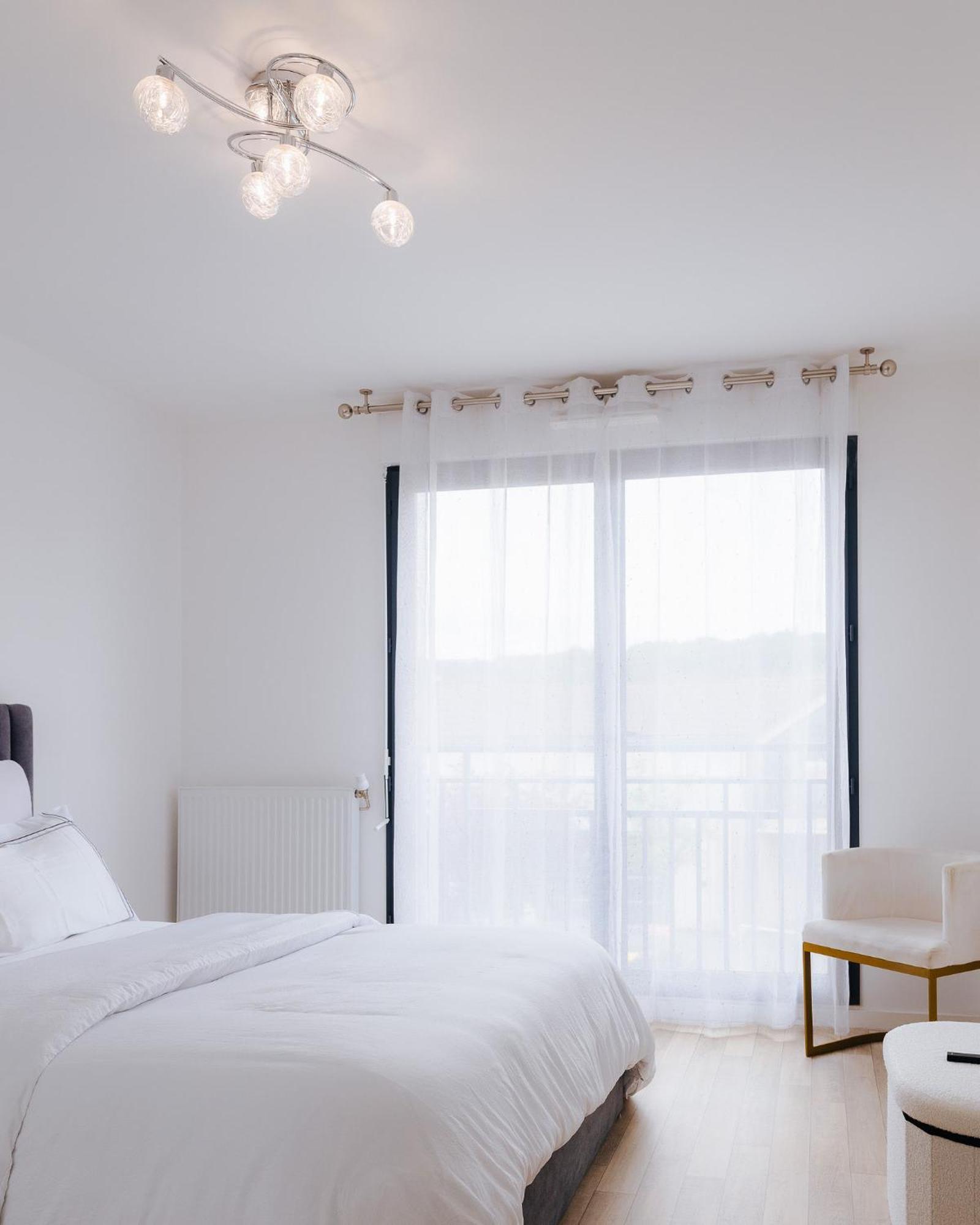 Appartement Luxueux, Neuf & Equipe A Versailles, Saint-Cyr-lʼÉcole Zewnętrze zdjęcie