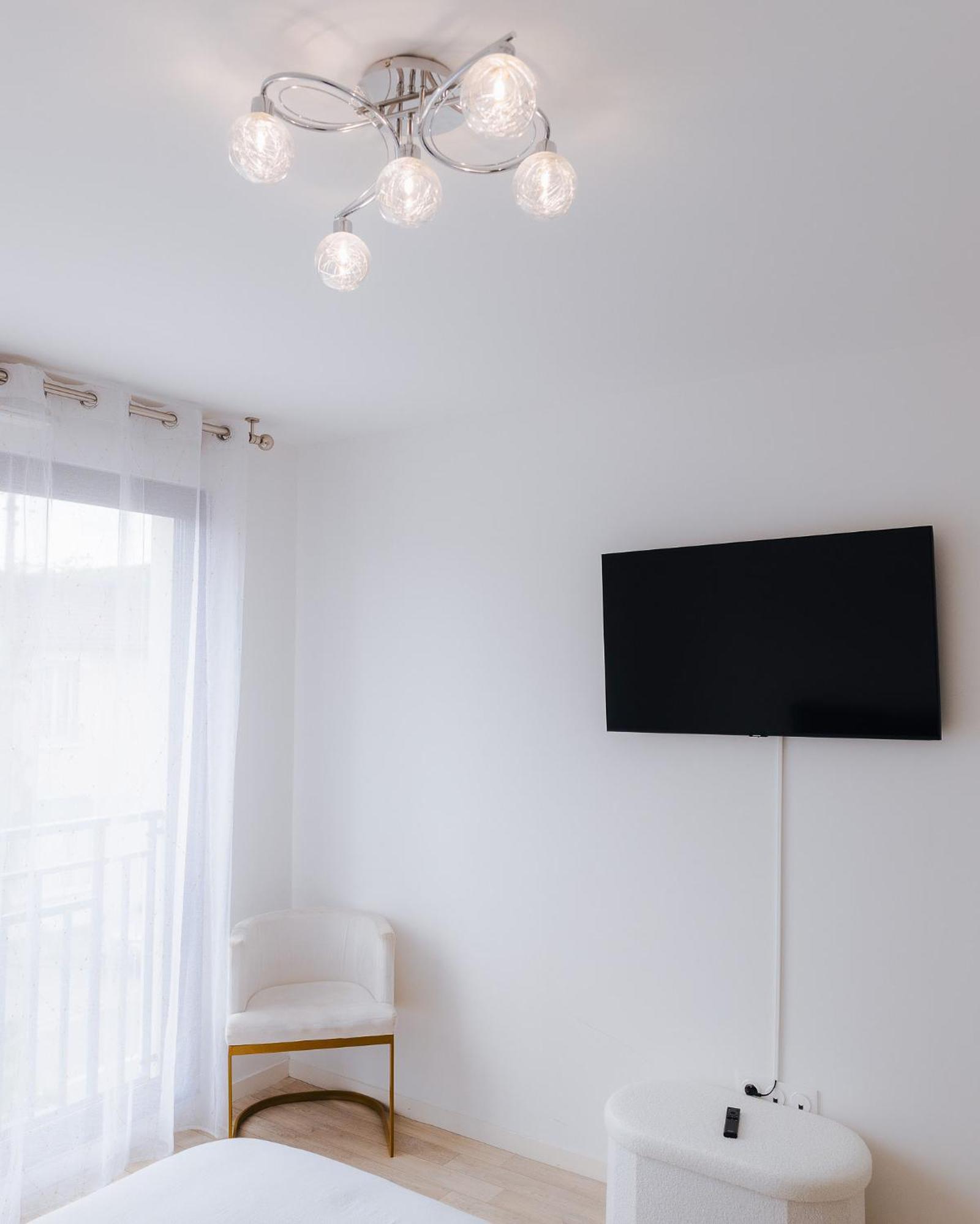 Appartement Luxueux, Neuf & Equipe A Versailles, Saint-Cyr-lʼÉcole Zewnętrze zdjęcie