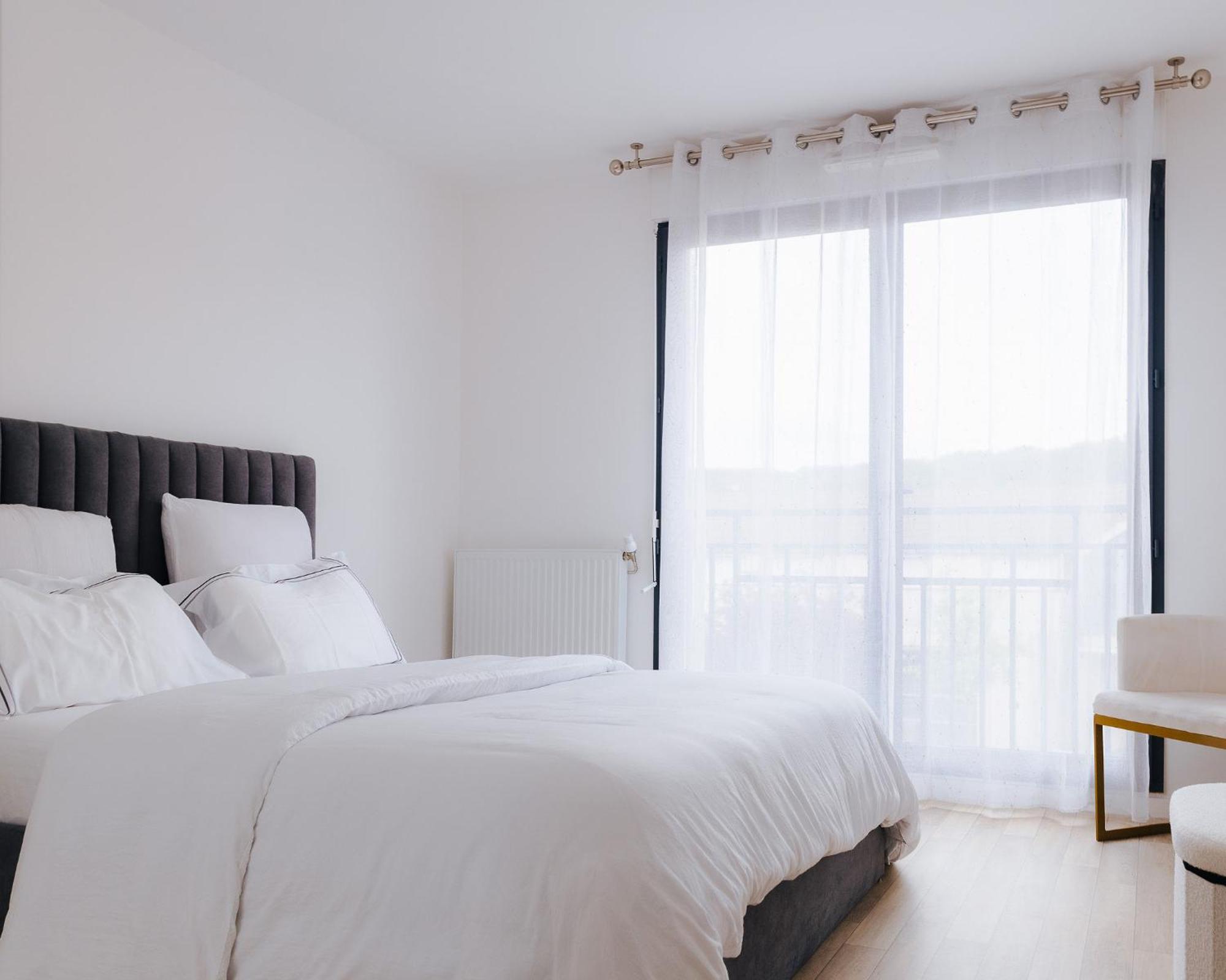 Appartement Luxueux, Neuf & Equipe A Versailles, Saint-Cyr-lʼÉcole Zewnętrze zdjęcie